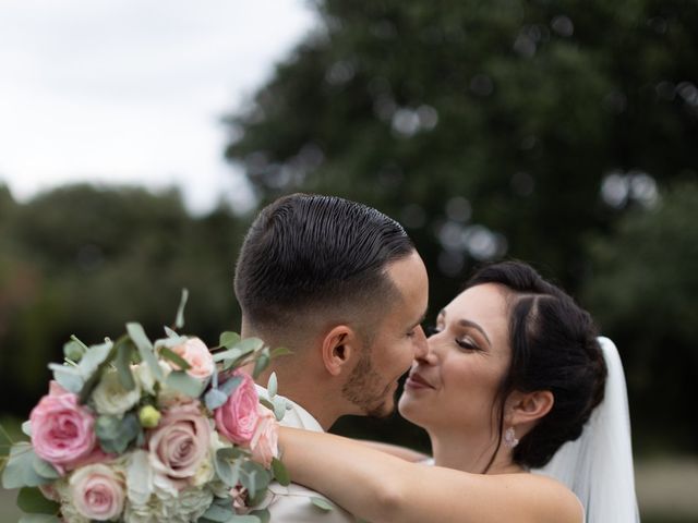 Le mariage de Benjamin et Victoria à Cornillon-Confoux, Bouches-du-Rhône 4