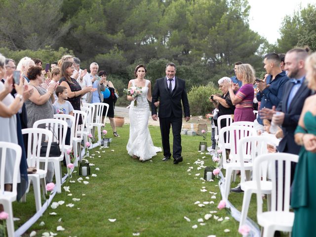 Le mariage de Benjamin et Victoria à Cornillon-Confoux, Bouches-du-Rhône 22