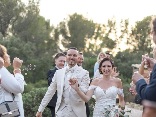 Le mariage de Benjamin et Victoria à Cornillon-Confoux, Bouches-du-Rhône 27