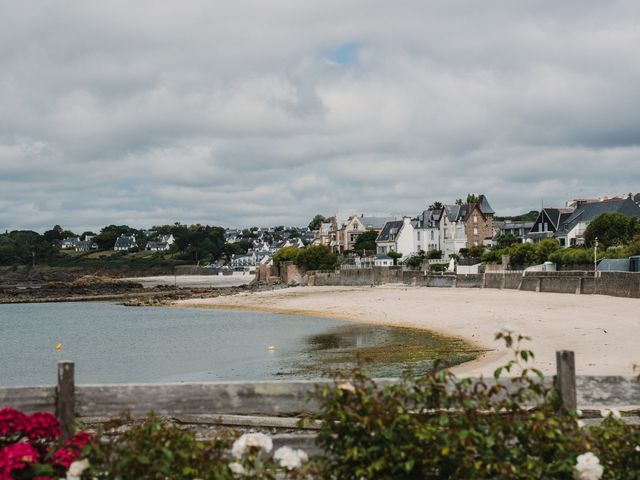 Le mariage de Romain et Noémie à Loctudy, Finistère 4