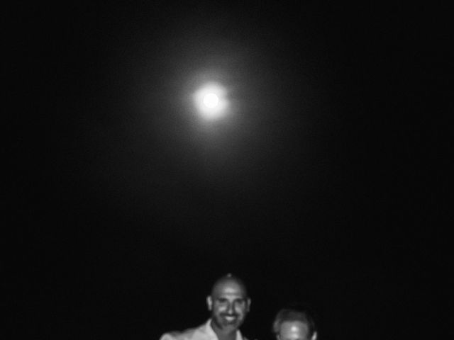 Le mariage de Alex et Annalise à Saint-Tropez, Var 13