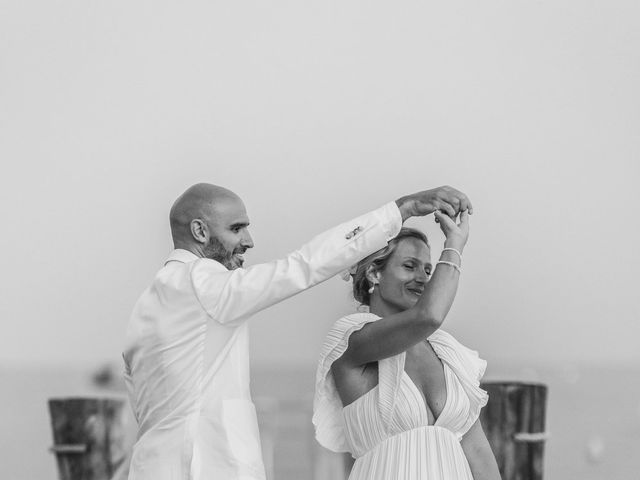 Le mariage de Alex et Annalise à Saint-Tropez, Var 19