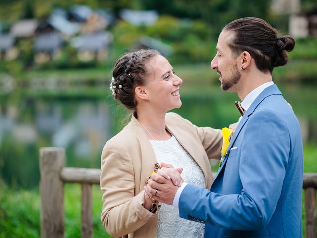 Le mariage de Florent et Lola à Le Haut-Bréda, Isère 34