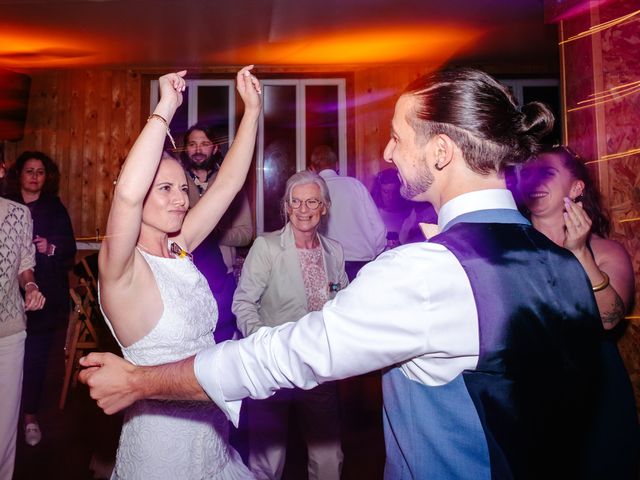 Le mariage de Florent et Lola à Le Haut-Bréda, Isère 58