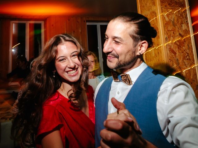 Le mariage de Florent et Lola à Le Haut-Bréda, Isère 63