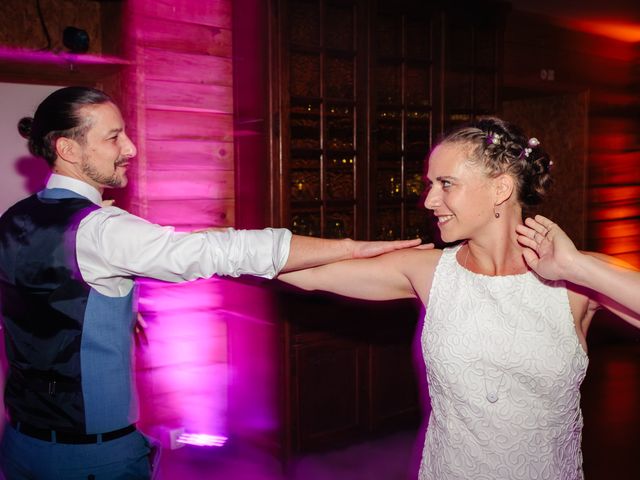 Le mariage de Florent et Lola à Le Haut-Bréda, Isère 92