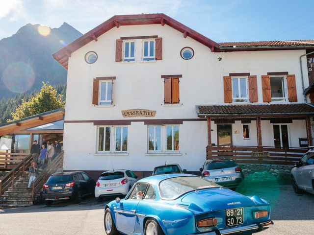 Le mariage de Florent et Lola à Le Haut-Bréda, Isère 99