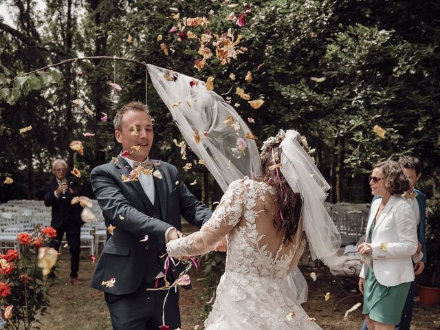 Le mariage de Mickael et Clémentine à Mortagne-sur-Gironde, Charente Maritime 9