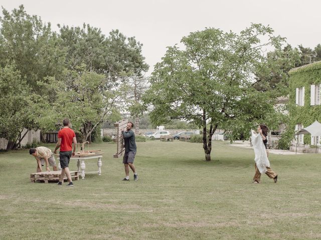 Le mariage de Mickael et Clémentine à Mortagne-sur-Gironde, Charente Maritime 29