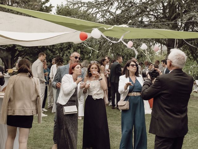 Le mariage de Mickael et Clémentine à Mortagne-sur-Gironde, Charente Maritime 45