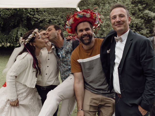 Le mariage de Mickael et Clémentine à Mortagne-sur-Gironde, Charente Maritime 48