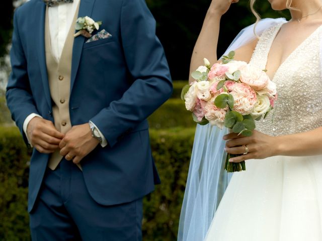 Le mariage de Julien et Émilie à Voiron, Isère 4