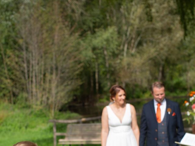 Le mariage de Tom et Camille à Vaugrigneuse, Essonne 54