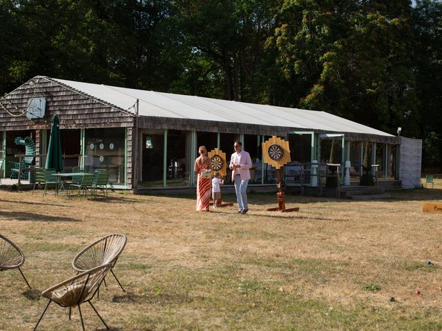 Le mariage de Tom et Camille à Vaugrigneuse, Essonne 68