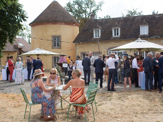 Le mariage de Tom et Camille à Vaugrigneuse, Essonne 83