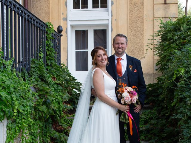 Le mariage de Tom et Camille à Vaugrigneuse, Essonne 93
