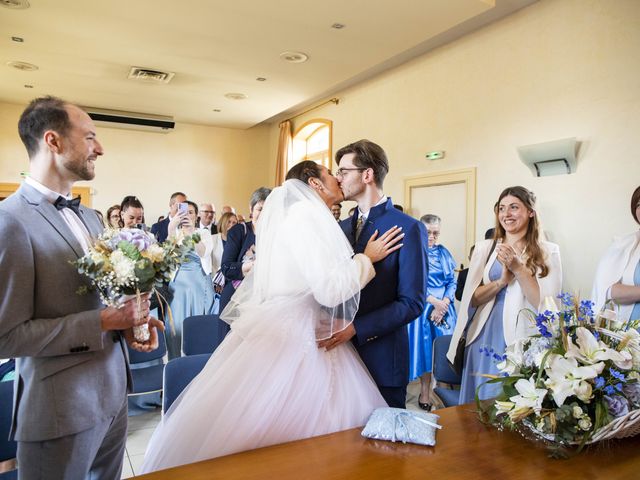 Le mariage de Alban et Pauline à Saint-Pierre-de-Chandieu, Rhône 10