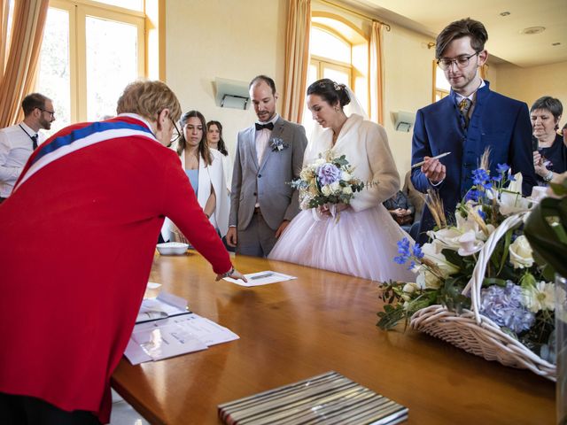 Le mariage de Alban et Pauline à Saint-Pierre-de-Chandieu, Rhône 12