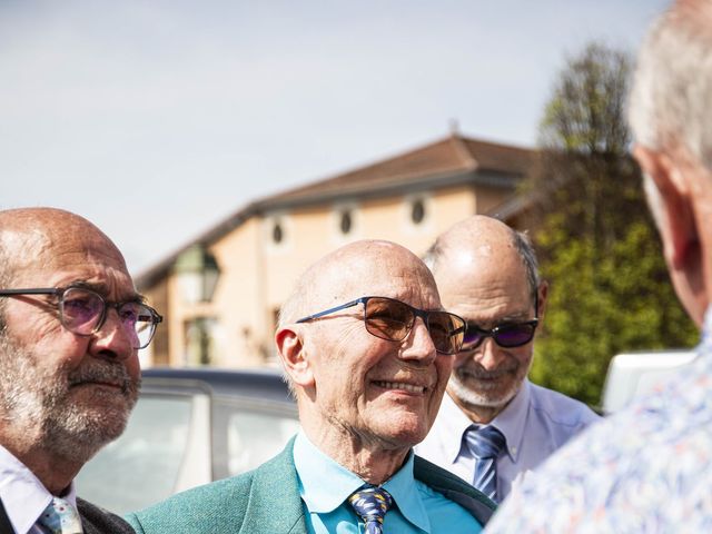 Le mariage de Alban et Pauline à Saint-Pierre-de-Chandieu, Rhône 15