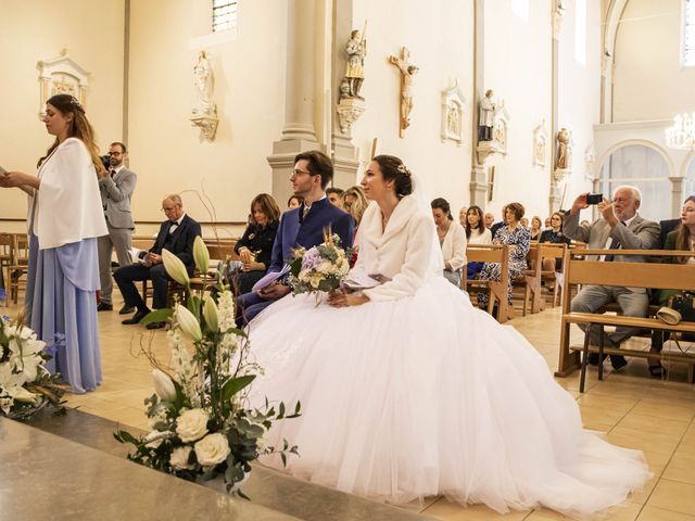 Le mariage de Alban et Pauline à Saint-Pierre-de-Chandieu, Rhône 28