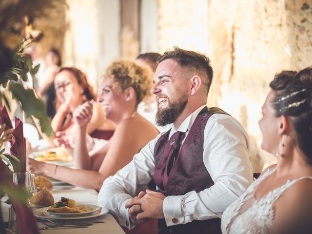 Le mariage de Julien et Adeline à Aigrefeuille-d&apos;Aunis, Charente Maritime 29