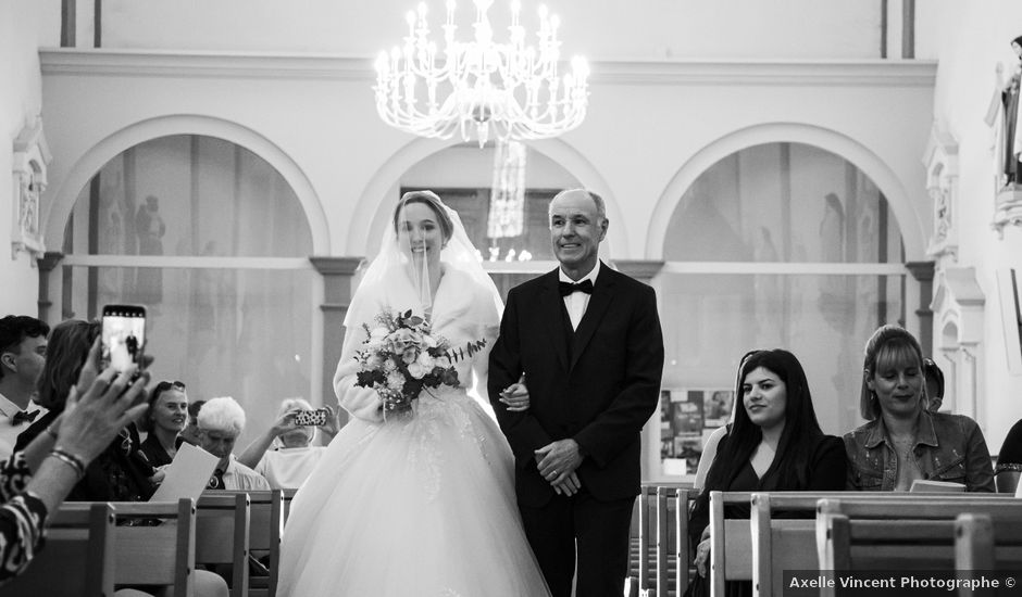 Le mariage de Alban et Pauline à Saint-Pierre-de-Chandieu, Rhône