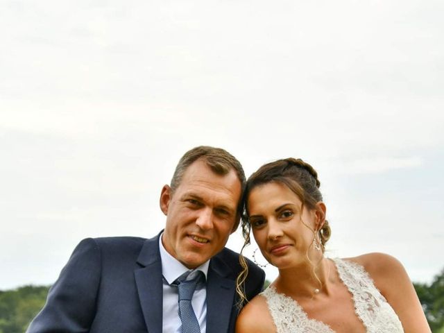 Le mariage de Cédric et Emilie à Truyes, Indre-et-Loire 9