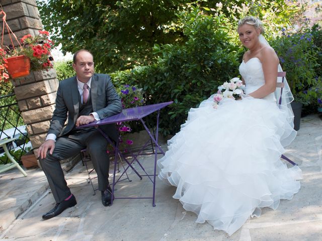 Le mariage de Benjamin et Isabelle à L&apos;Isle-sur-le-Doubs, Doubs 30