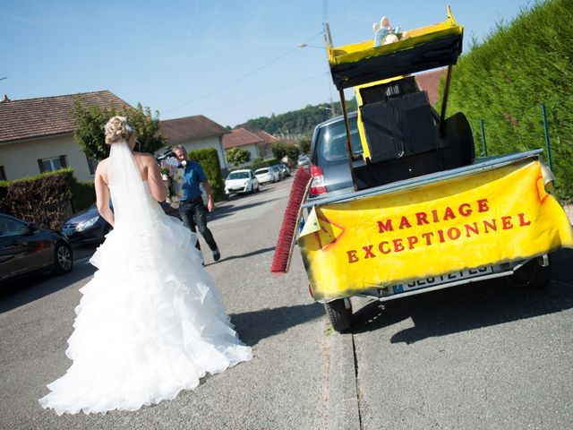 Le mariage de Benjamin et Isabelle à L&apos;Isle-sur-le-Doubs, Doubs 44