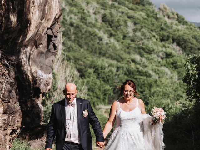 Le mariage de Joel et Marie Luce à Saint-Leu, La Réunion 48