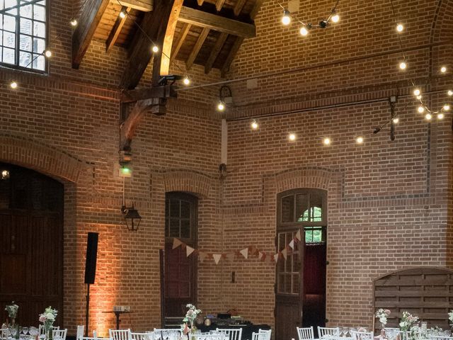 Le mariage de Manon et Victor à Marcilly-en-Gault, Loir-et-Cher 15