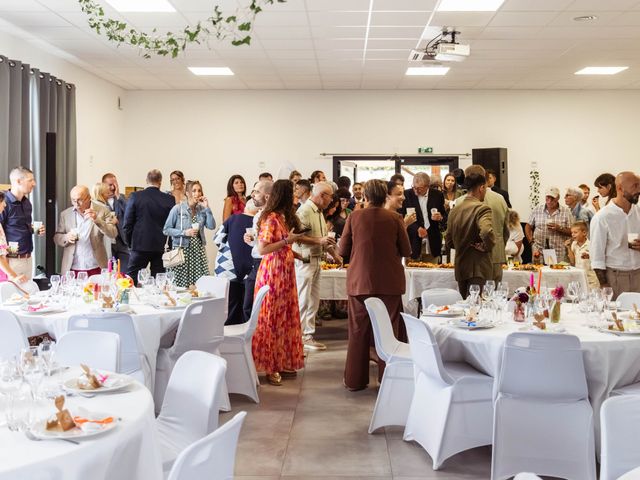 Le mariage de Sylvain et Camille à Donville-les-Bains, Manche 9
