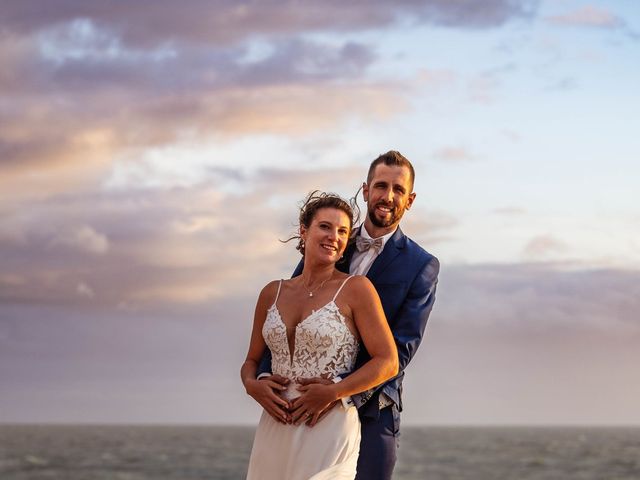 Le mariage de Sylvain et Camille à Donville-les-Bains, Manche 19
