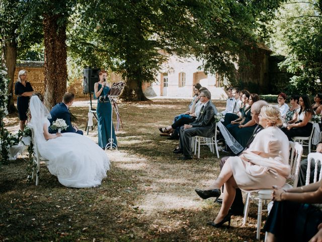 Le mariage de Anthony et Charlène à Lyons-la-Forêt, Eure 25