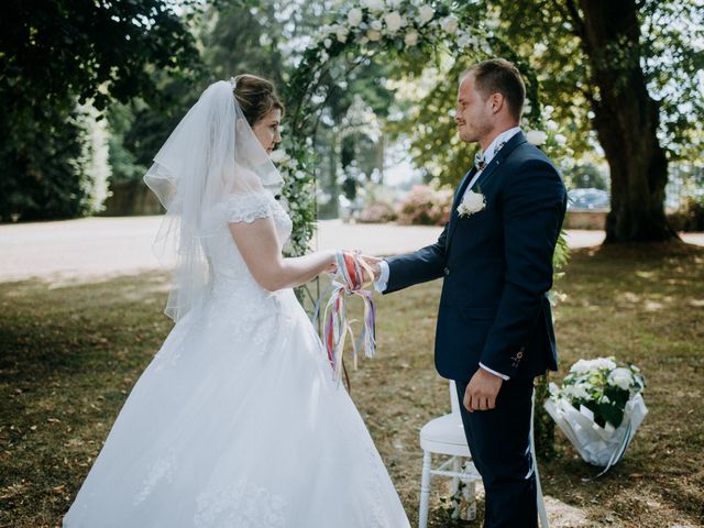 Le mariage de Anthony et Charlène à Lyons-la-Forêt, Eure 30