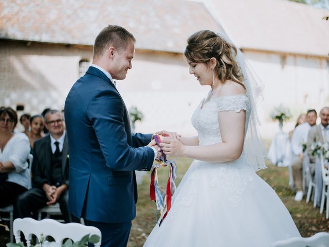 Le mariage de Anthony et Charlène à Lyons-la-Forêt, Eure 37