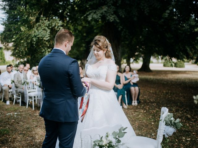 Le mariage de Anthony et Charlène à Lyons-la-Forêt, Eure 38