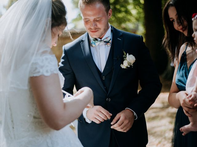 Le mariage de Anthony et Charlène à Lyons-la-Forêt, Eure 40