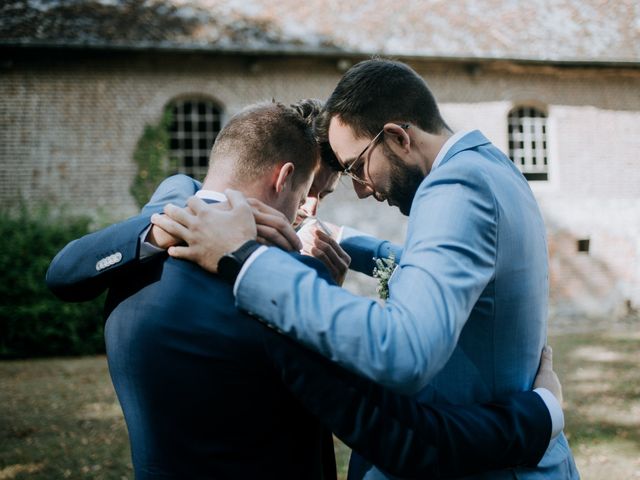 Le mariage de Anthony et Charlène à Lyons-la-Forêt, Eure 53