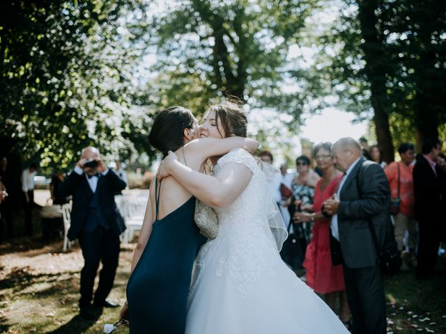 Le mariage de Anthony et Charlène à Lyons-la-Forêt, Eure 55