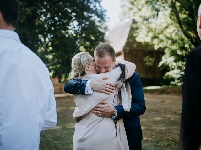 Le mariage de Anthony et Charlène à Lyons-la-Forêt, Eure 56