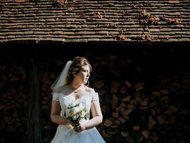 Le mariage de Anthony et Charlène à Lyons-la-Forêt, Eure 61