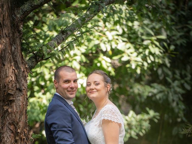 Le mariage de Damien  et Cassandre  à Exideuil, Charente 6