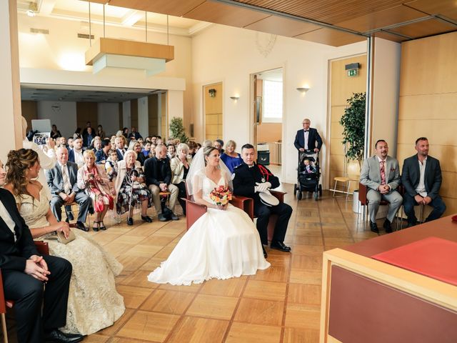 Le mariage de Florian et Amandine à Livry-Gargan, Seine-Saint-Denis 35