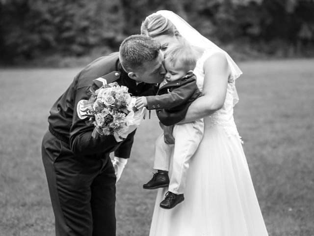 Le mariage de Florian et Amandine à Livry-Gargan, Seine-Saint-Denis 107