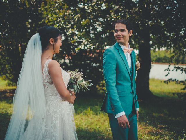 Le mariage de Lucie et Emmanuel à Savigneux, Loire 30