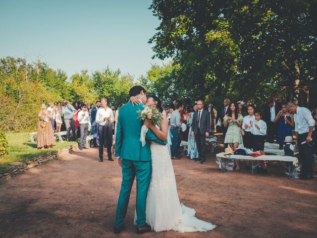 Le mariage de Lucie et Emmanuel à Savigneux, Loire 63