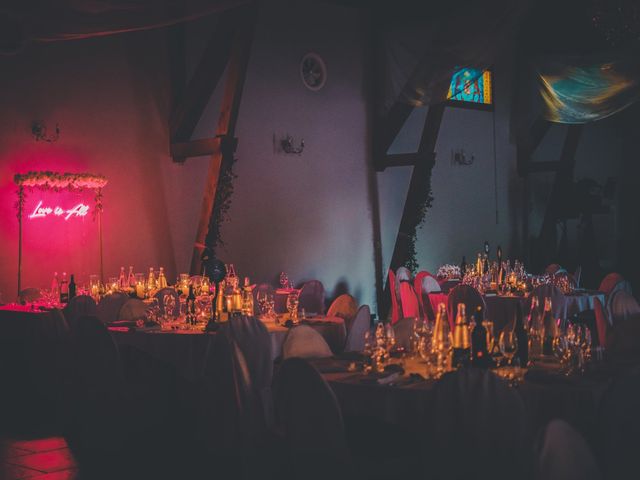 Le mariage de Lucie et Emmanuel à Savigneux, Loire 87