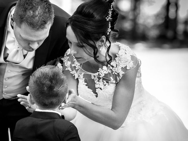 Le mariage de Maxime et Vanessa  à Forges-les-Eaux, Seine-Maritime 27
