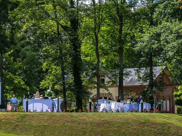 Le mariage de Maxime et Vanessa  à Forges-les-Eaux, Seine-Maritime 56